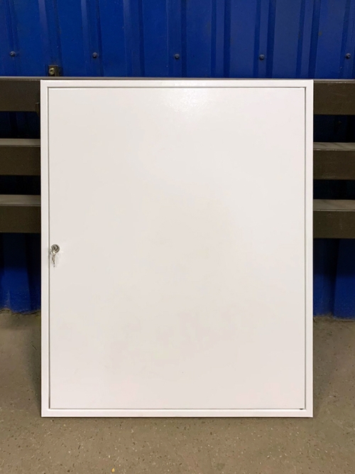 Белый ревизионный люк из стали