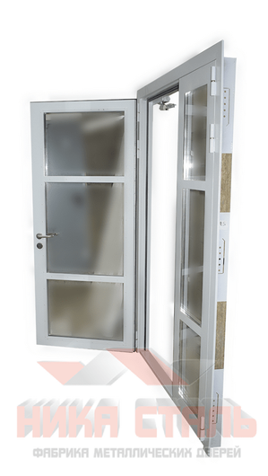 Дверь металлическая остекленная